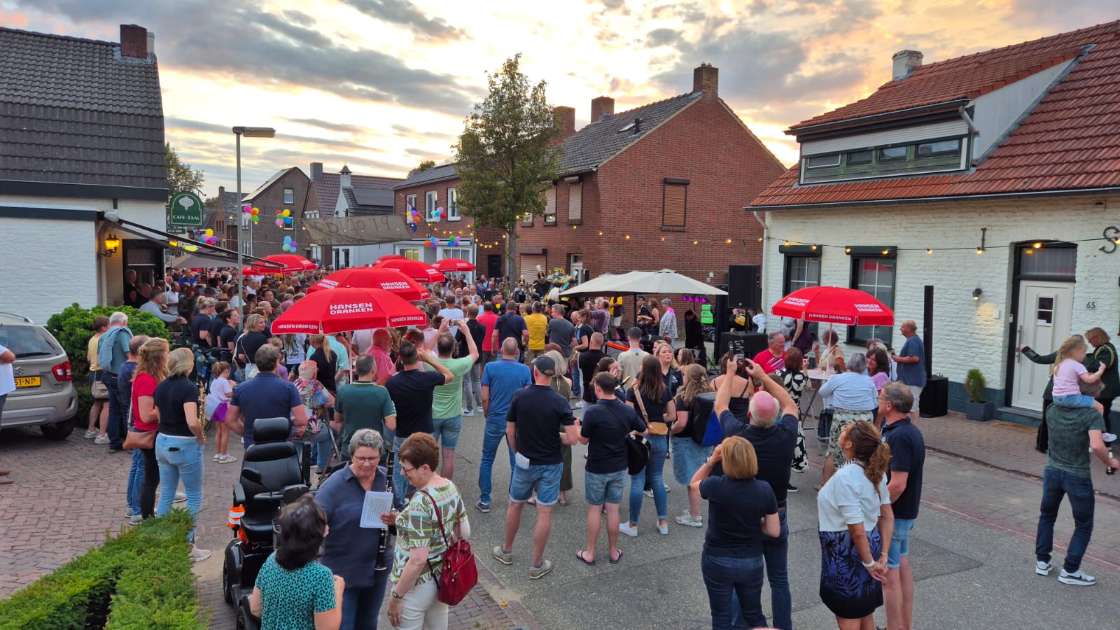 Terugkijken: OLS-winnaar Sint Andreas gehuldigd in ‘hun’ Melick