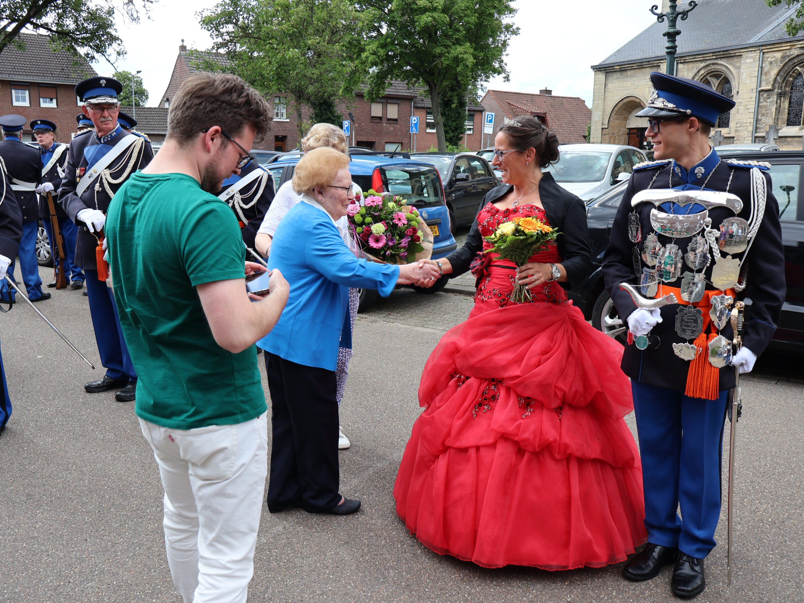 Schutterij Nieuwstadt loopt uit voor 100e verjaardag ‘oma Anna’