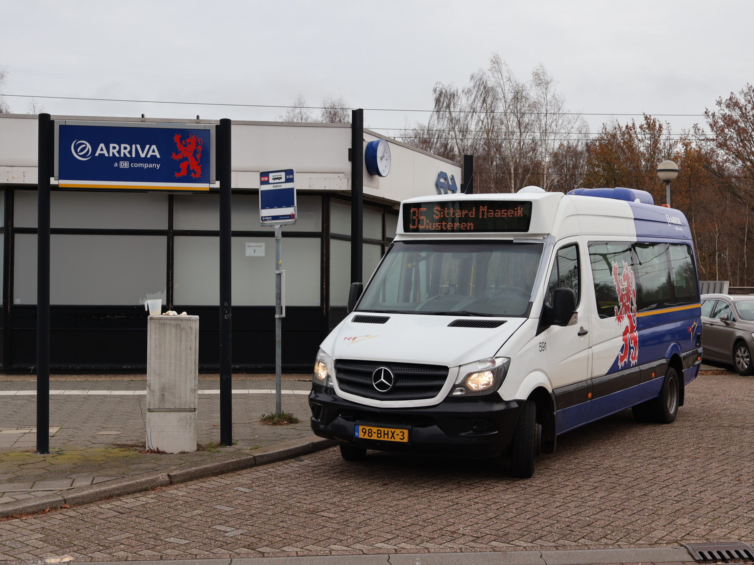 Arriva past busdienst aan door werkzaamheden N296
