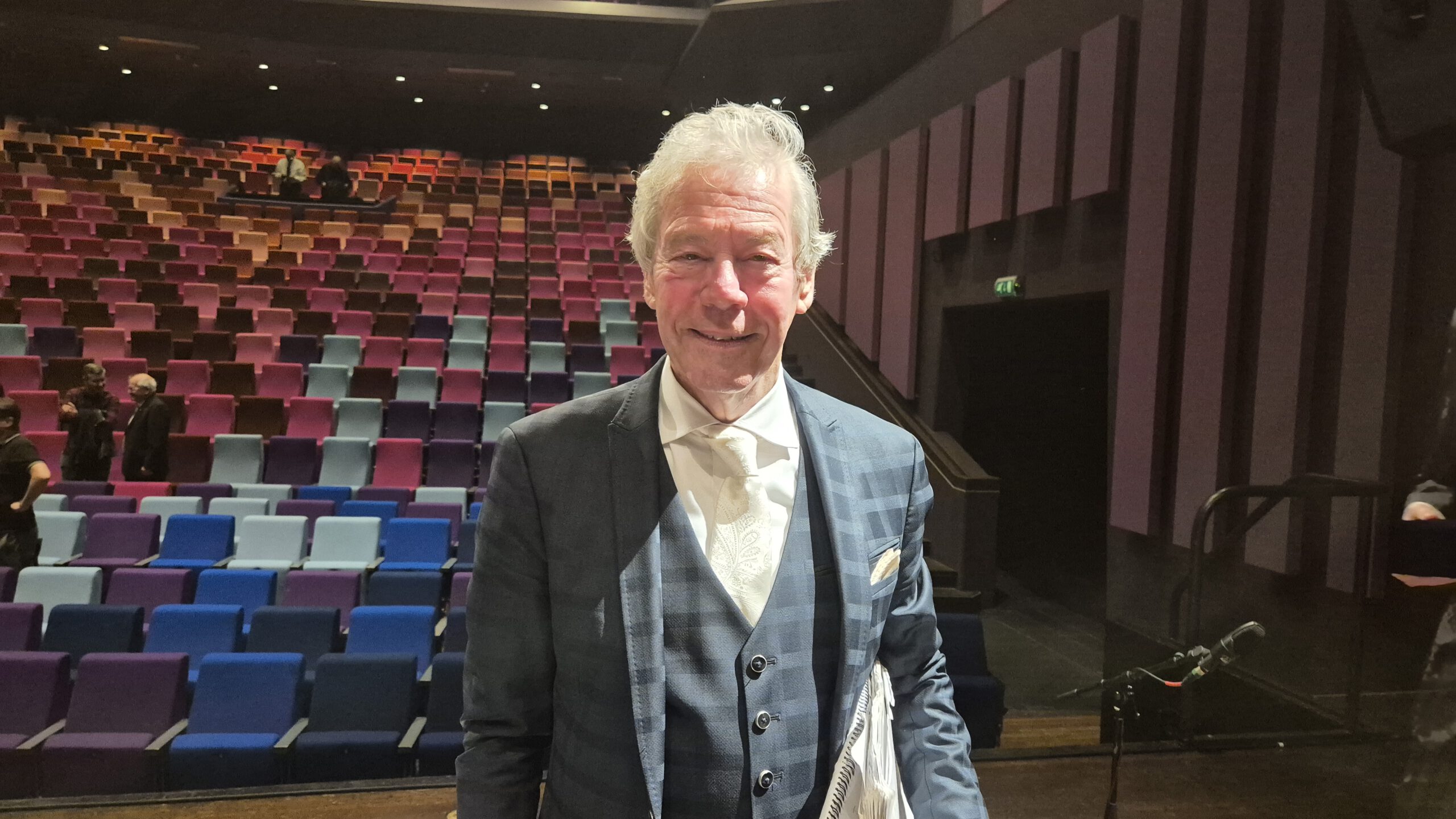 Video: Jan Cober neemt met opgeheven hoofd afscheid van Koninklijke Harmonie Thorn